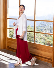 Cargar imagen en el visor de la galería, Kimono. Color: Blanco