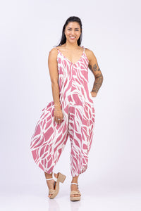 Enterizo flojo. Color: rosado estampado