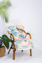 Cargar imagen en el visor de la galería, Paño monsteras rosado